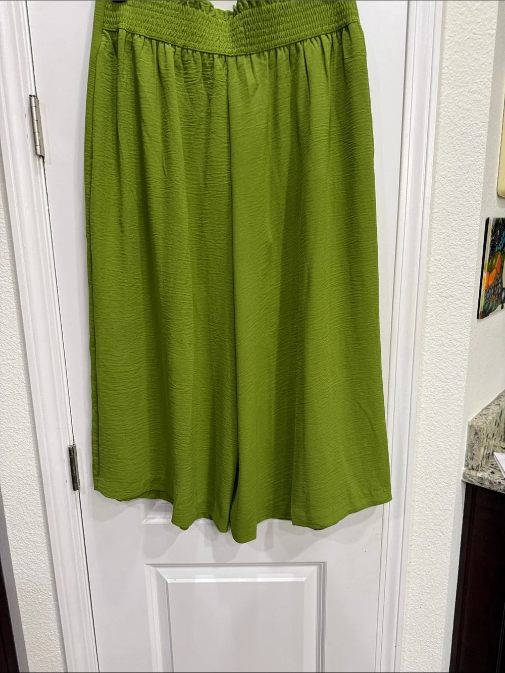 Jules & Leopold Olive Green Wide-Leg Culotte Pants - Picture 5 of 5